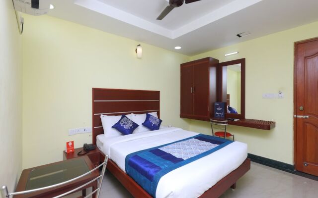 OYO 15558 Sri Sai Nivas Inn