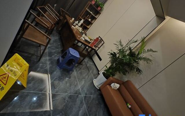 Mercure Lu'an Everything