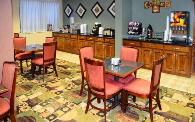 Quality Inn Knoxville