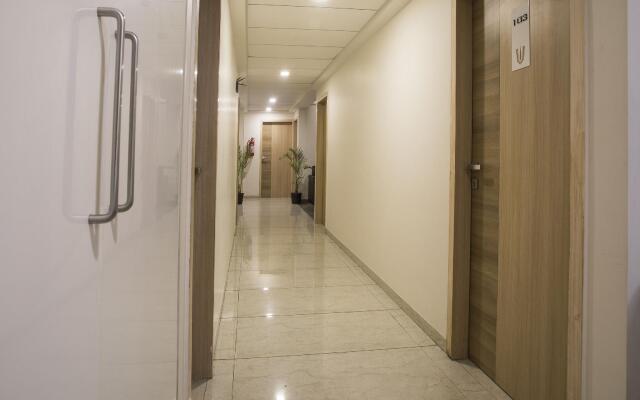 Oyo 14455 Hotel Balaji Inn