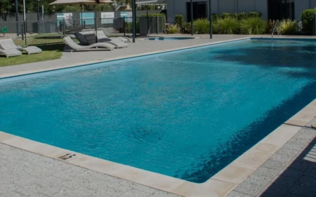 Absolute Waterfront