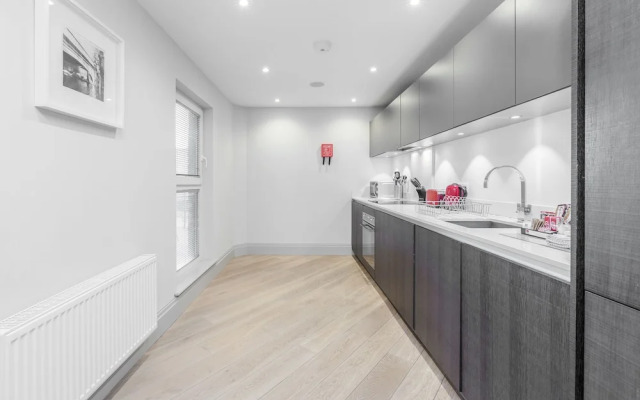 Roomspace Apartments -The Quadrant