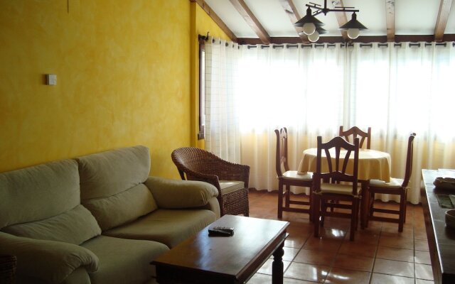 Apartamentos La Montaña