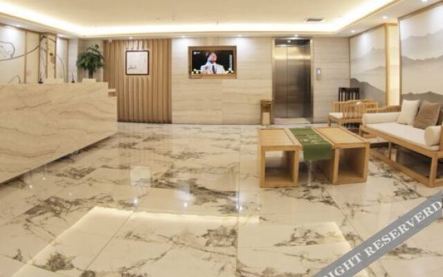 Yunshang Qingju Hotel (Xi'an Bell Tower City Wall Yongningmen Subway Station Branch)