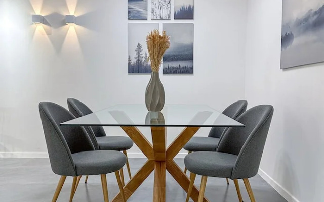 LIV - Modern Comfort Oasis in Pagrati