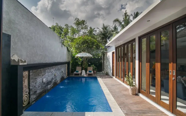 MariJo Villa