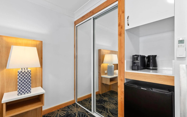 Airlie Beach Hotel