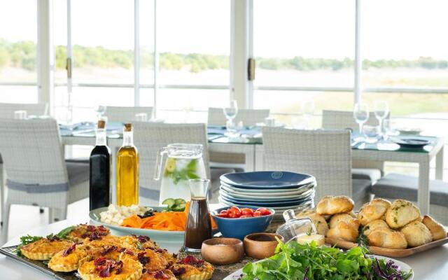 Chobe Princesses by Mantis