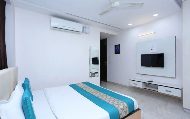 OYO 8305 Blessings Inn