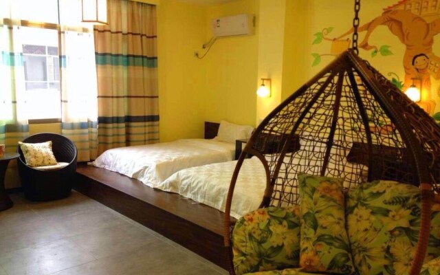 Firefly Inn Mount Danxia