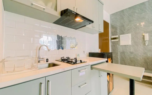 Homey and Warm 1BR at Ciputra World 2 Apartment