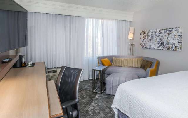 Courtyard by Marriott Nashville at Opryland