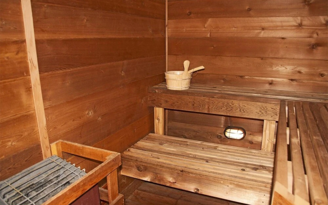 Mysty Mountain Cabin with Hot Tub