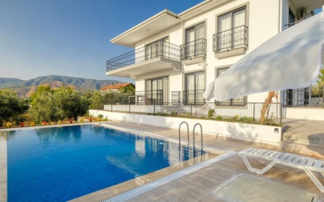 Charming House With Nature View in Fethiye