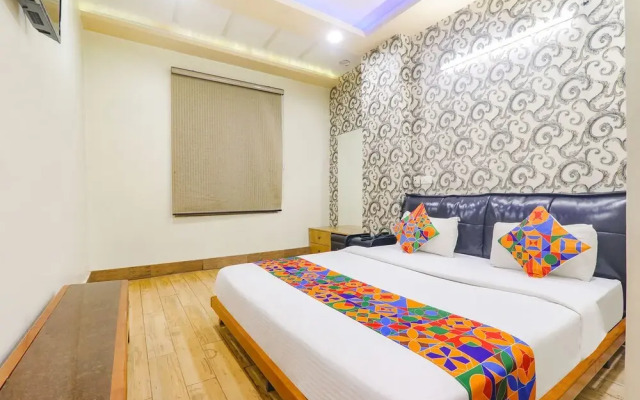 Capital O 16639 Hotel Shri Pushpraj