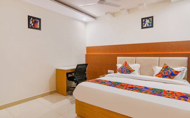 Fabhotel Ananda Inn