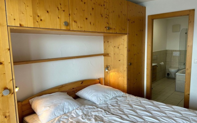 Pleasant Apartment With Balcony – Guest Rooms – Veysonnaz