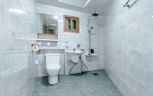 Holkae House - Hostel