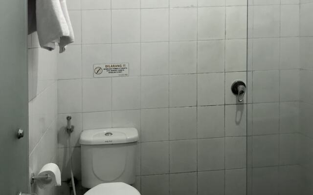 ZEN Rooms Sedati Juanda