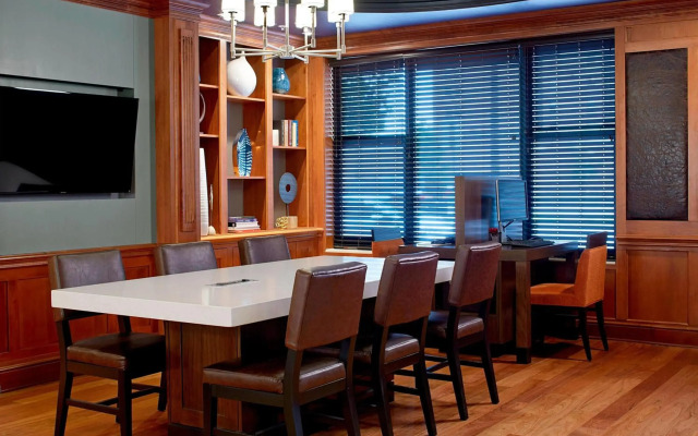 Residence Inn Minneapolis Downtown at The Depot by Marriott