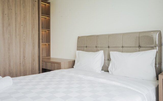 Homey And Cozy Living 2Br At Sky House Bsd Apartment