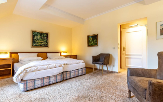 Villa Hammerschmiede Hotel & Restaurant