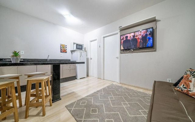 025 - Lindo Residencial com Piscina e Jacuzzi em Bombas