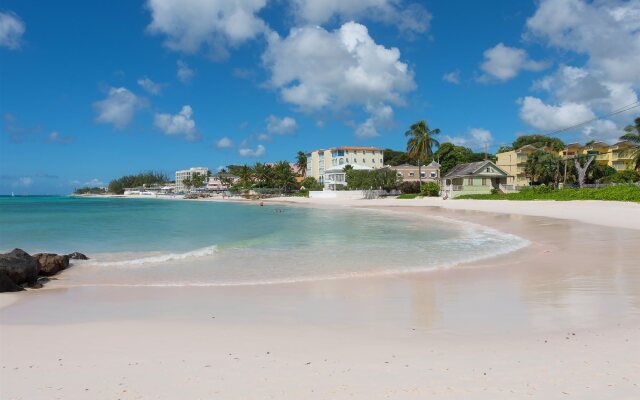 Butterfly Beach Hotel