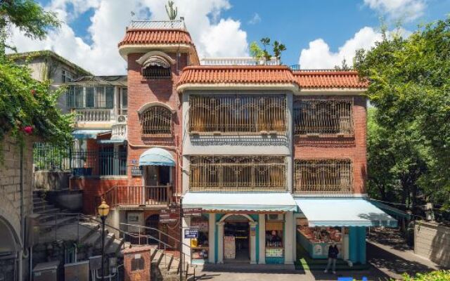 Xiamen Gulangyu Longshan Villa Cafe Hostel
