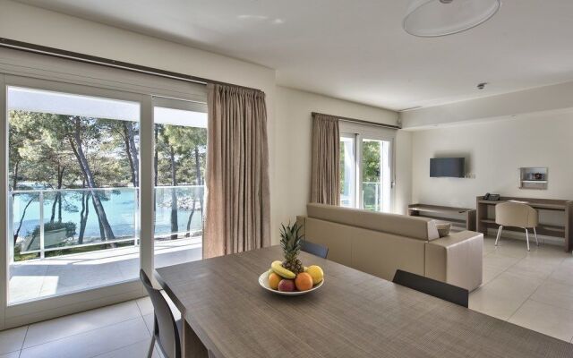 Pierre & Vacances Premium - Crvena Luka Apartments And Villas