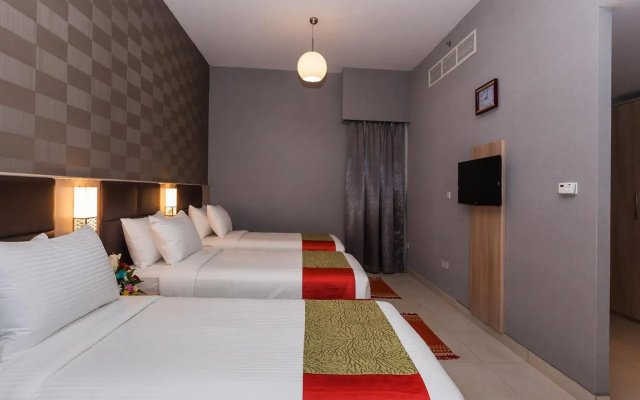 Florida Square Hotel