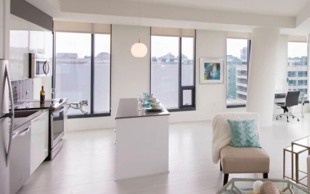 National at Tysons Center