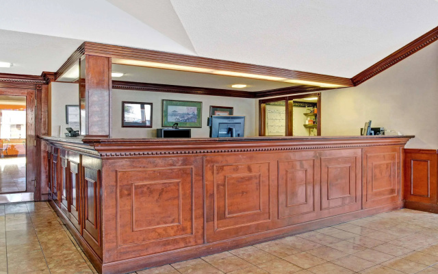Days Inn Louisville Central University & Expo Center