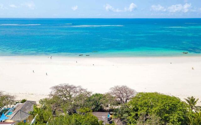 Tequila Sunrise Forest Cabana - on Diani Beach