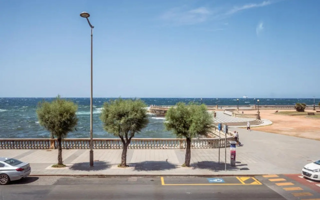 Waves Paradise Home in Livorno