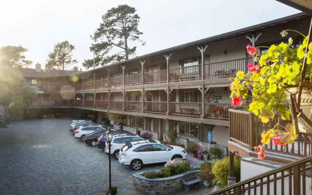 Coachman's Inn, A Four Sisters Inn
