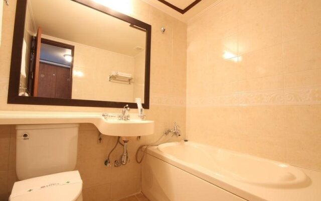 Tongyeong Tourist Hotel