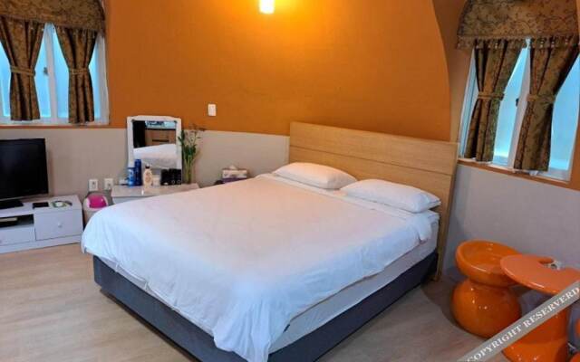 Damyang Firefly Pension