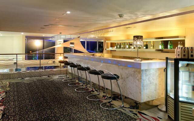 Chateau Beach Resort