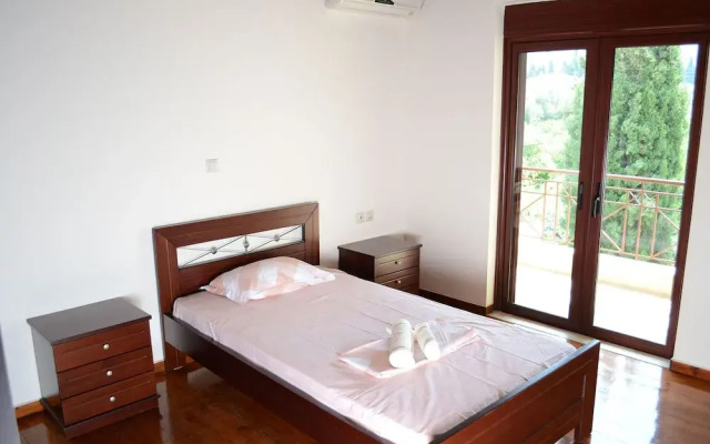 Villa Bella Loukisia