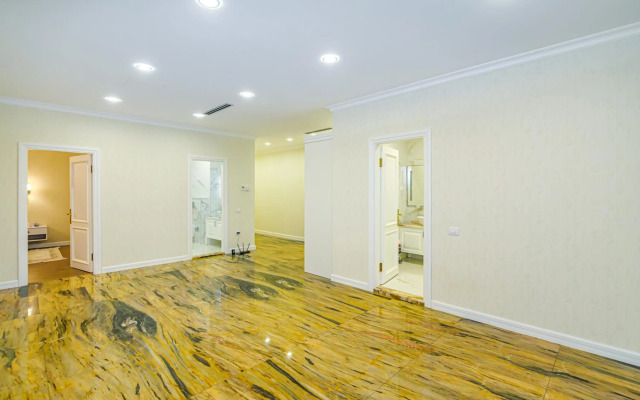 VIP Apartment in Buta palace 703