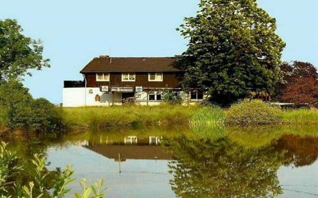 Gasthaus-Pension Zum Brandweiher