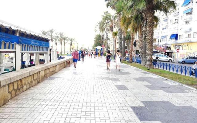 Apartment with 3 bedrooms in Malaga with balcony and WiFi