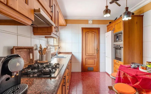 Apartment in Radazul With Stunning Sea Views