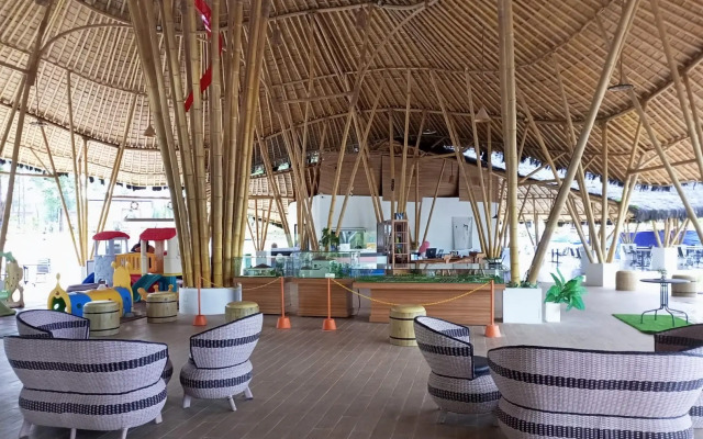 Urbanview Hotel Belitung Lodge Resto And Clube House