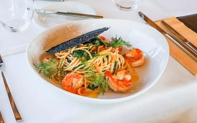 VMG Private Suites - Adults Only