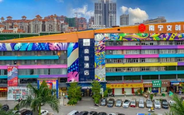 LANSEY – Exterior – Nanning
