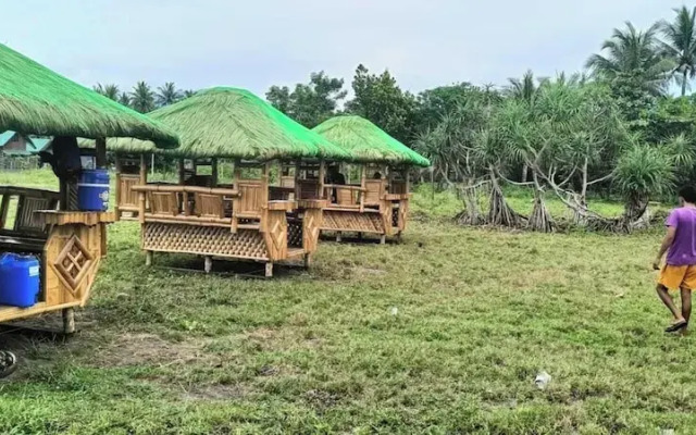 The Waves at Socorro Baler- Hotel A