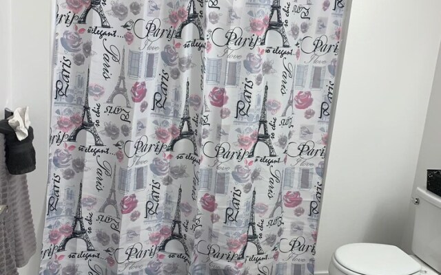 Hollywood Sweet Place