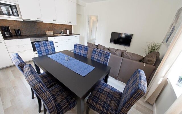 Townhouse Apartments